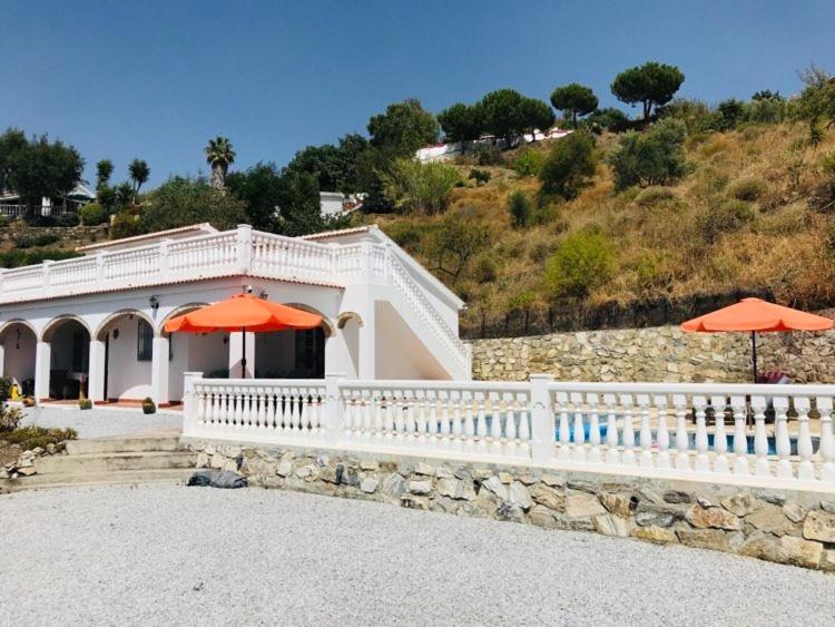 Casa Los Almendros Canillas de Albaida Bagian luar foto