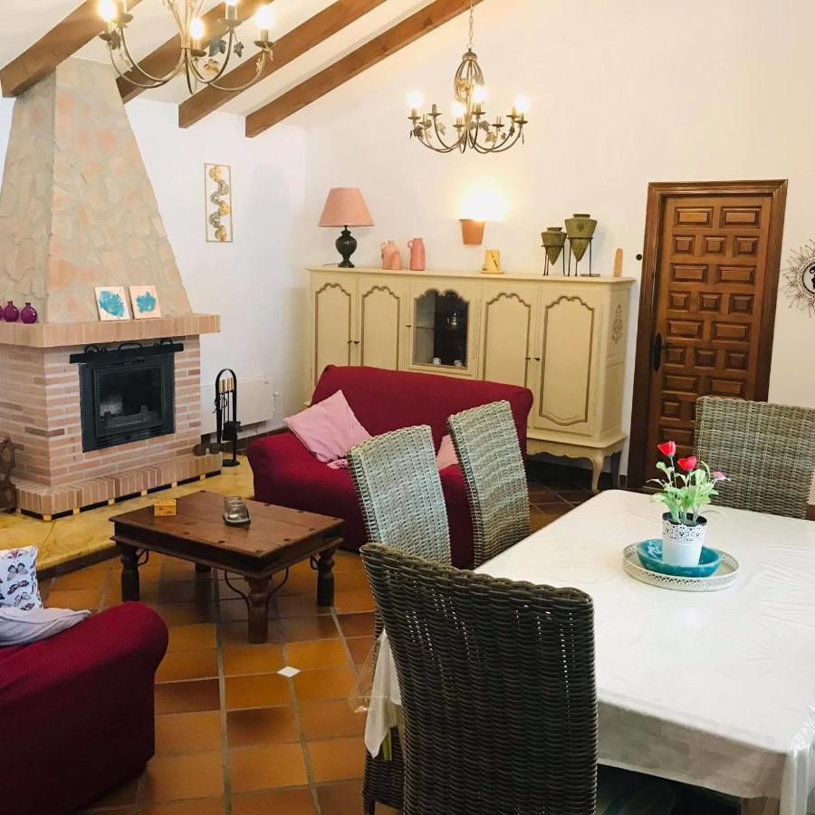 Casa Los Almendros Canillas de Albaida Bagian luar foto