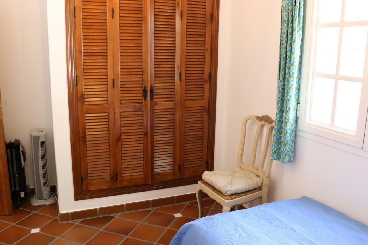 Casa Los Almendros Canillas de Albaida Bagian luar foto