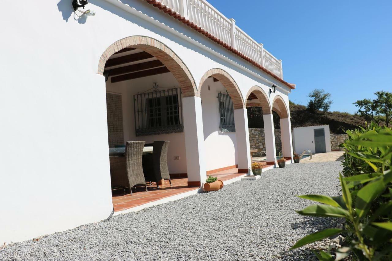Casa Los Almendros Canillas de Albaida Bagian luar foto